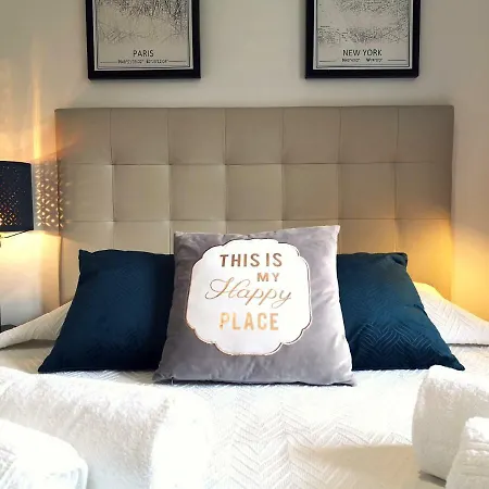 Homestay Kintsugi Center Lagos