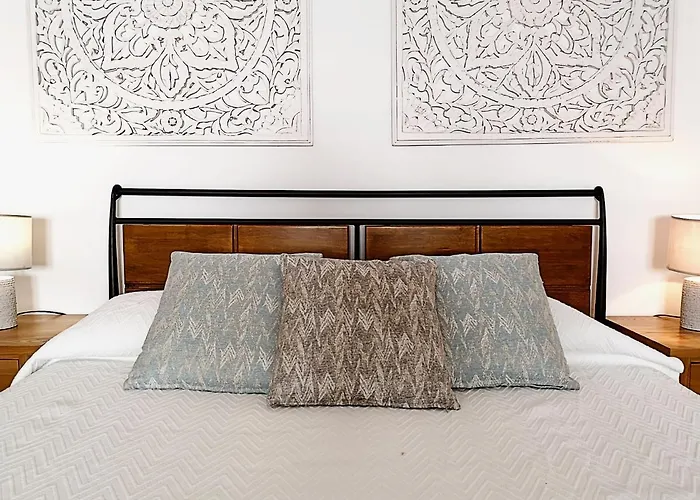 Kintsugi Center * Lagos